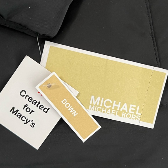 MICHAEL KORS BLACK HOODED DOWN FILLED PUFFER COAT with FLAW Sz. XS  NWT - Picture 3 of 10